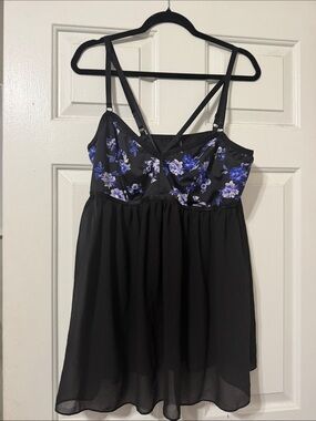 Torrid Black Floral chemis with Blue Accents